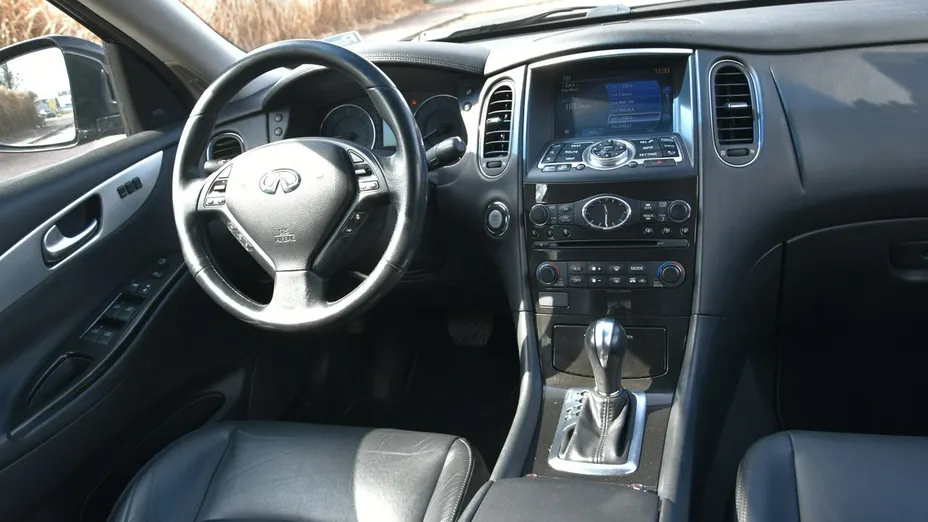 INFINITI EX -