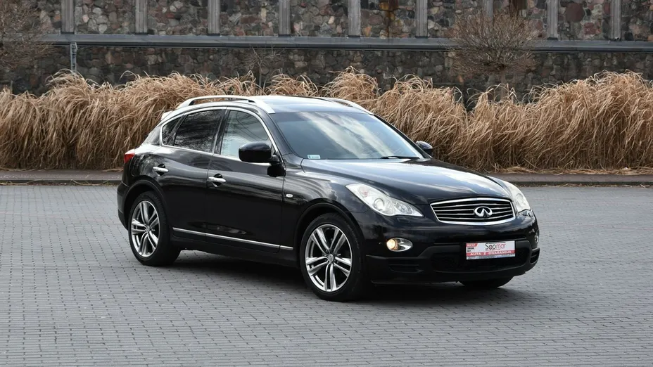 INFINITI EX -
