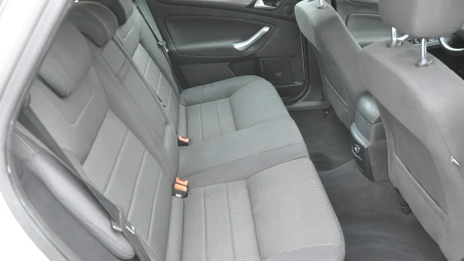 FORD Mondeo -