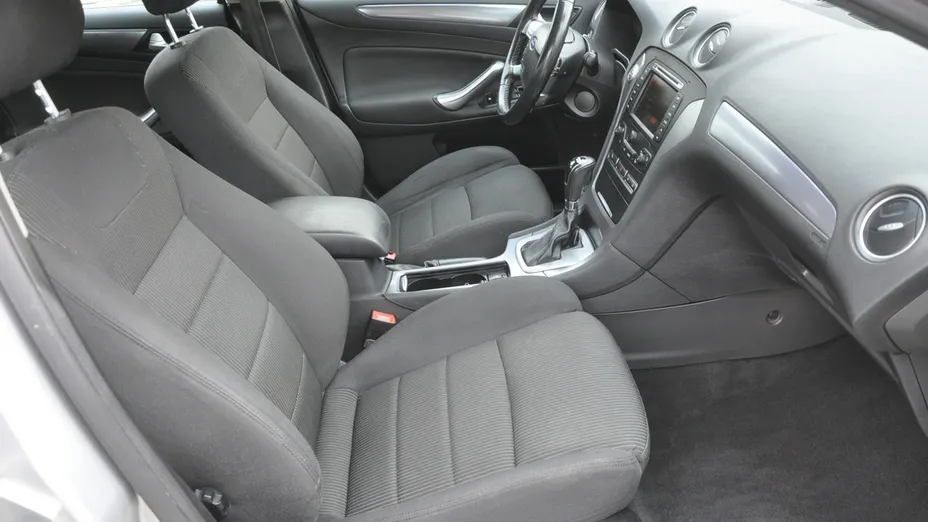 FORD Mondeo -