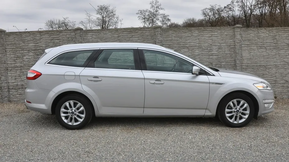 FORD Mondeo -