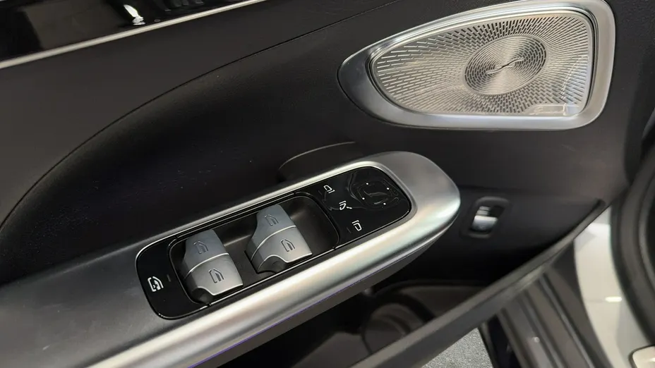 MERCEDES-BENZ C Klasa -