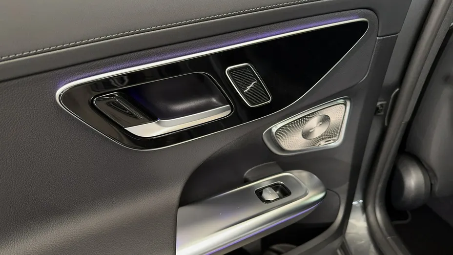 MERCEDES-BENZ C Klasa -