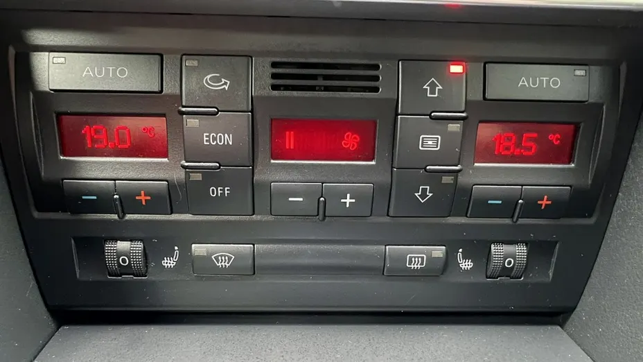 SEAT Exeo -