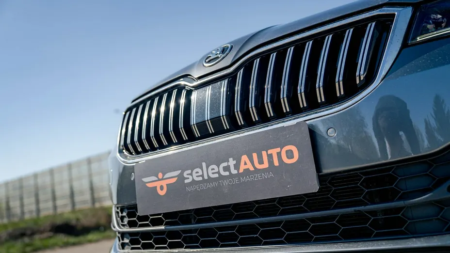 SKODA Superb -