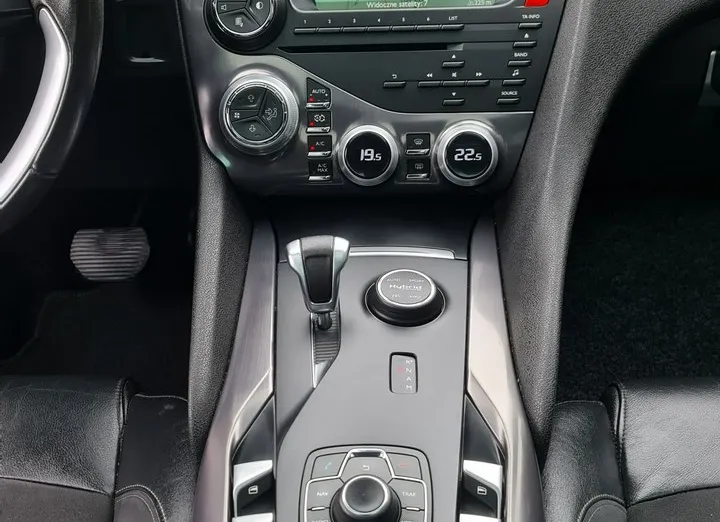 CITROEN DS5 -