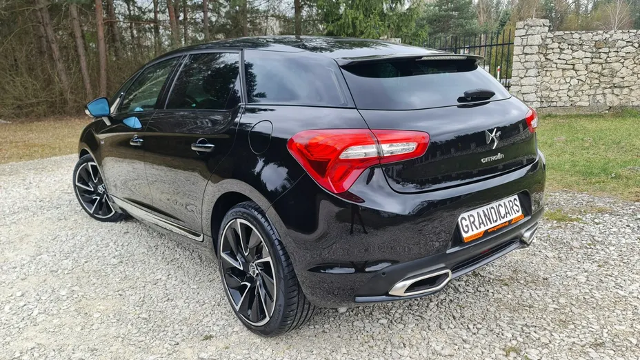 CITROEN DS5 -