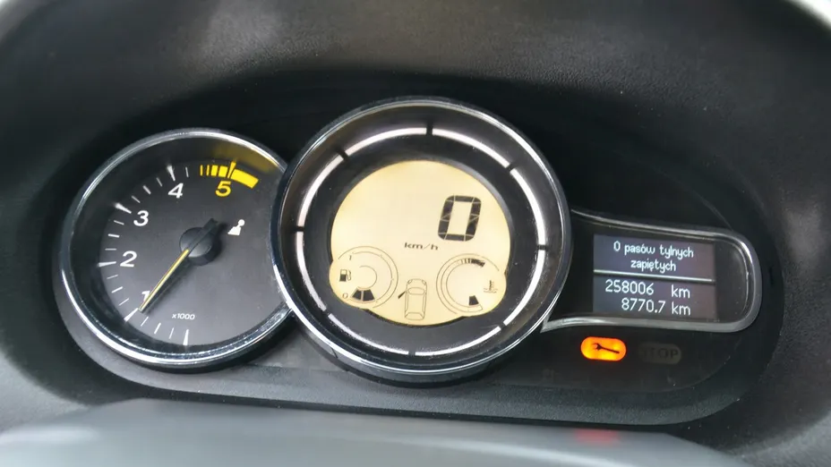 RENAULT Megane -