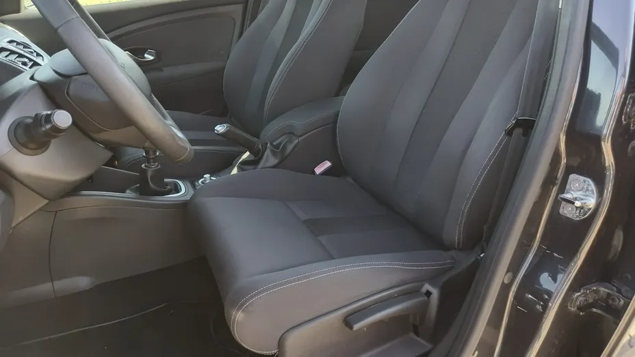 RENAULT Megane -
