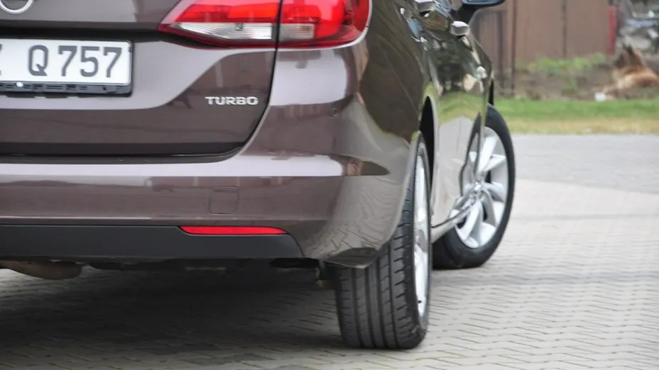 OPEL Astra -