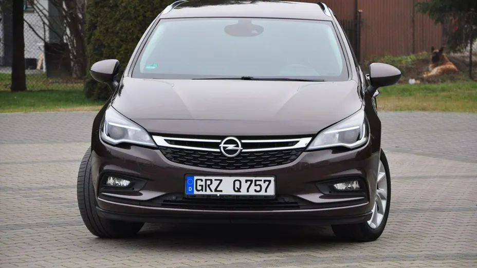 OPEL Astra -