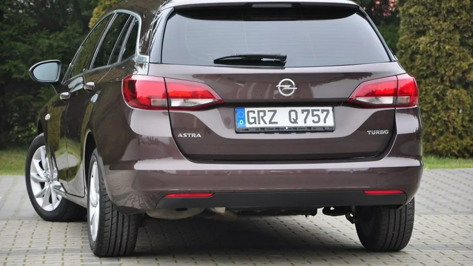 OPEL Astra -