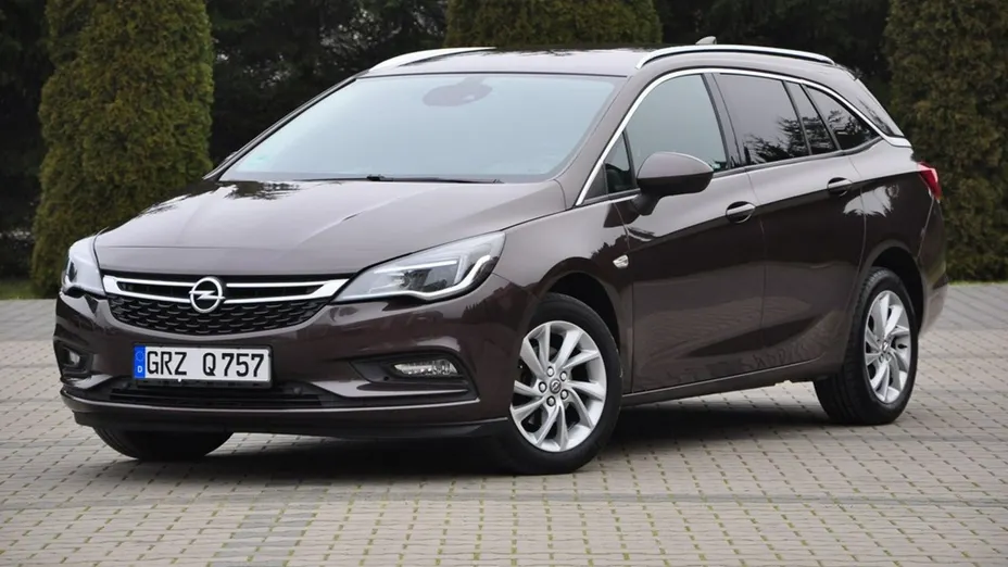 OPEL Astra -