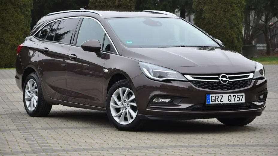 OPEL Astra -