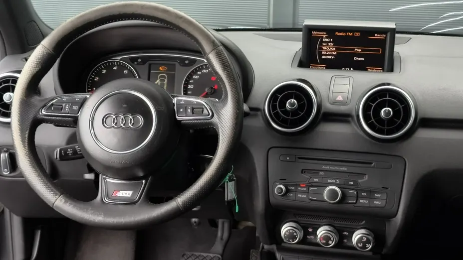 AUDI A1 -