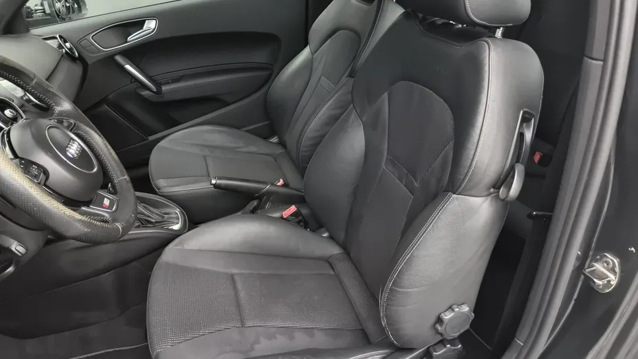 AUDI A1 -