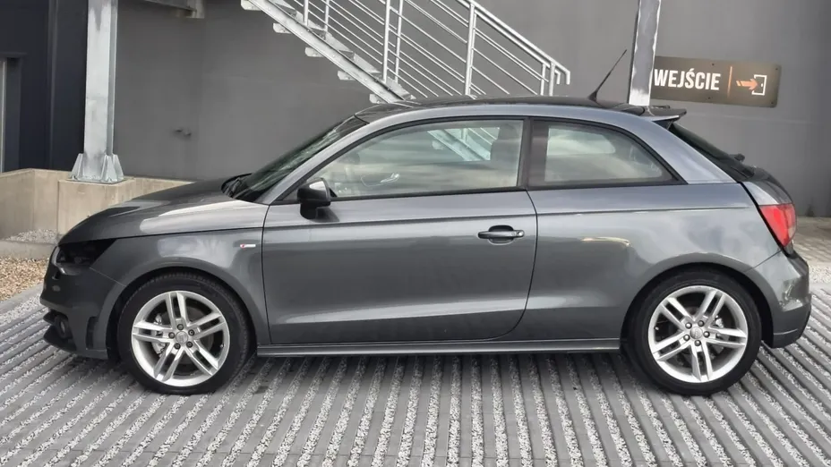 AUDI A1 -