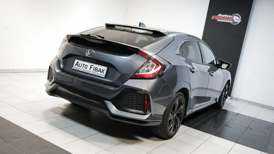 HONDA Civic -