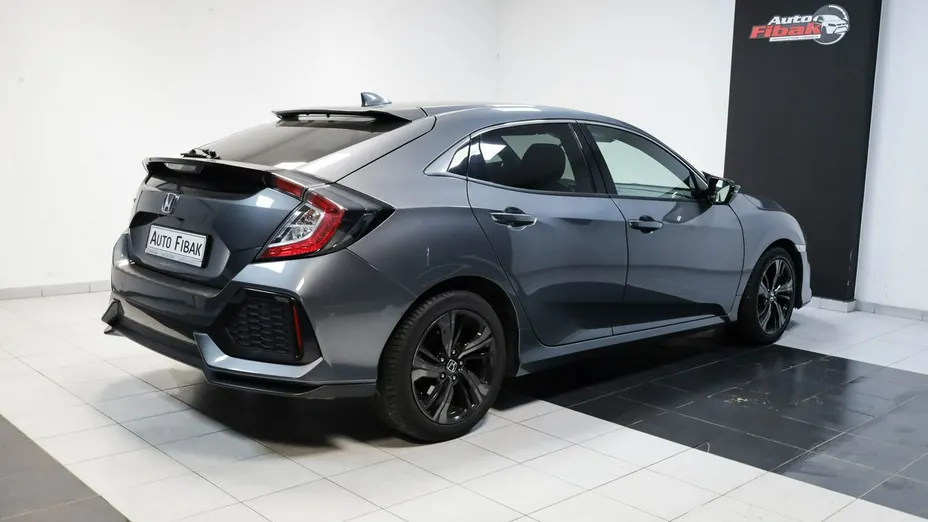 HONDA Civic -