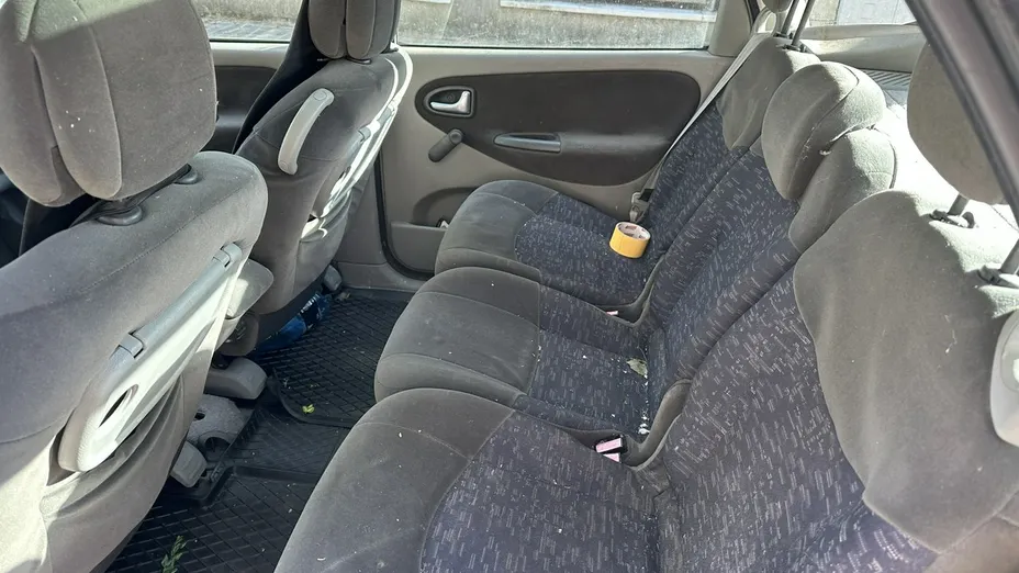 RENAULT Scenic -