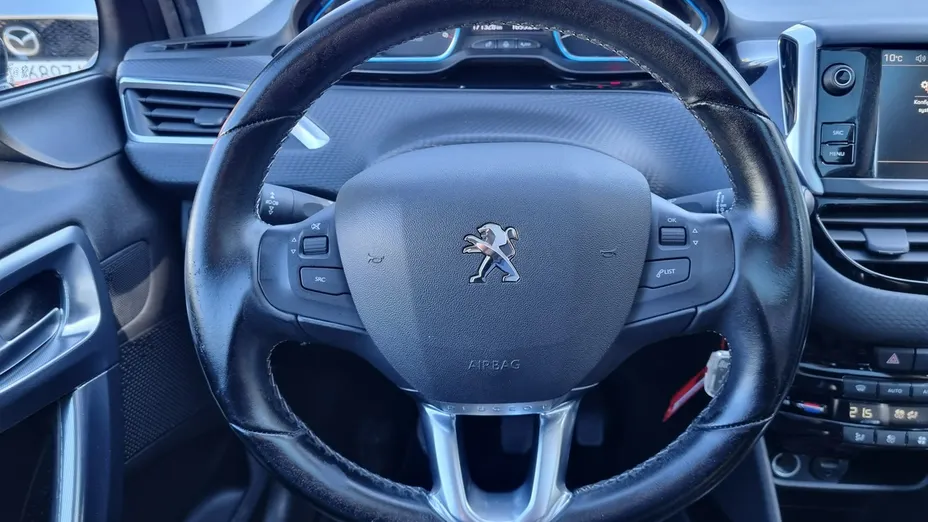 PEUGEOT 2008 -