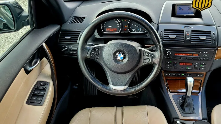 BMW X3 -