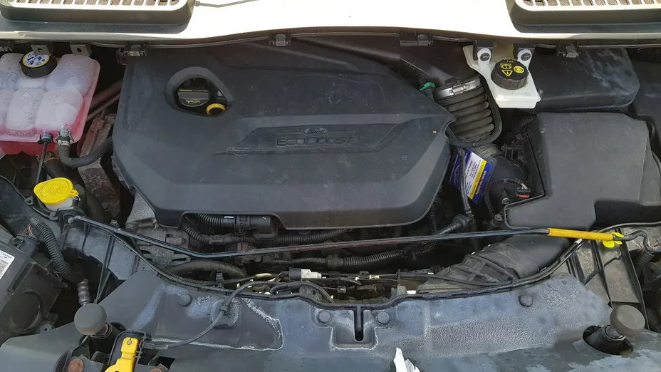 FORD Kuga -