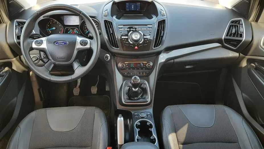 FORD Kuga -