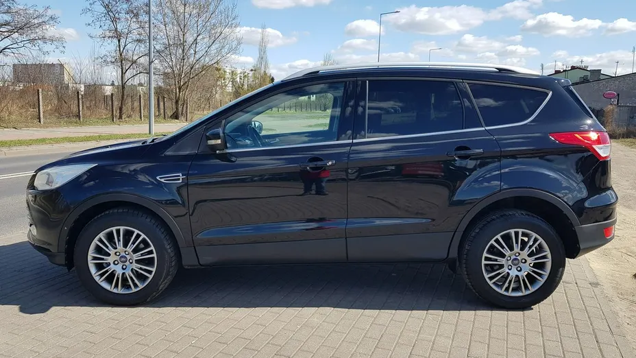 FORD Kuga -
