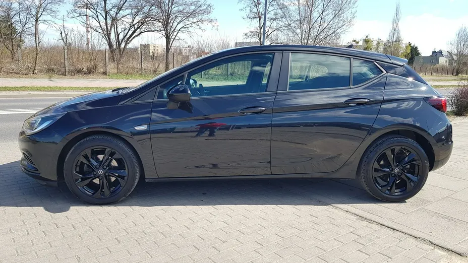 OPEL Astra -