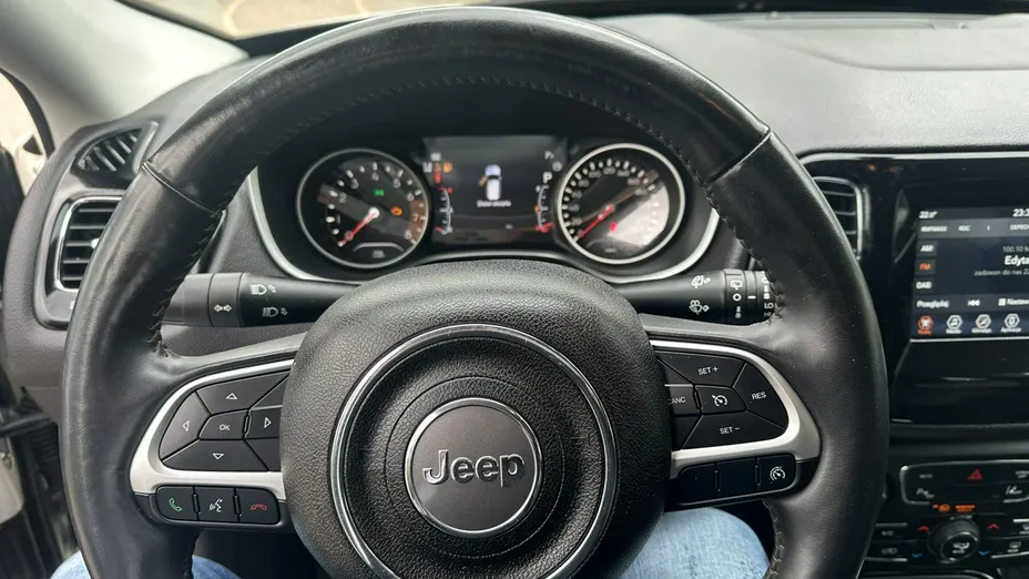 JEEP Compass -