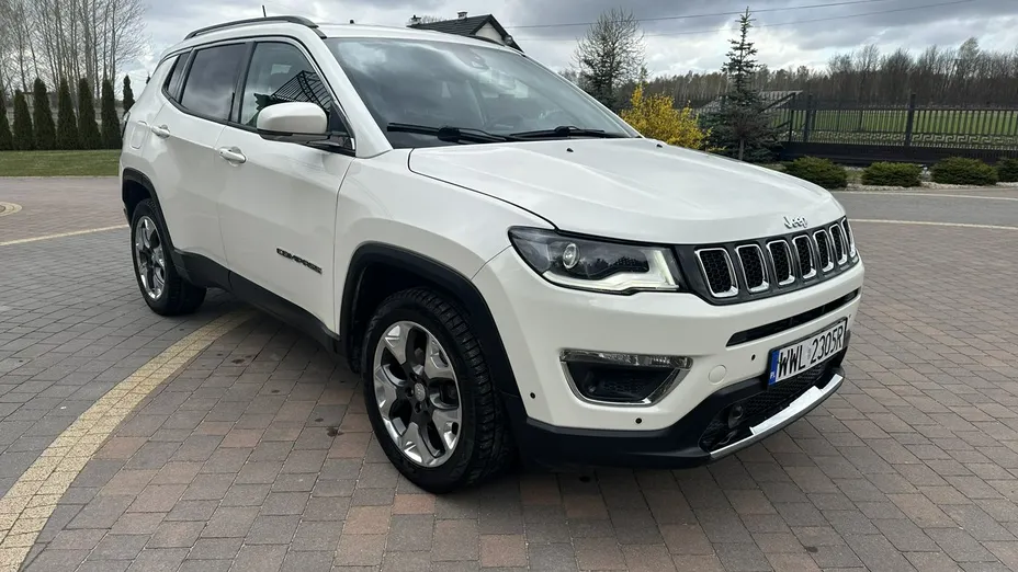 JEEP Compass -
