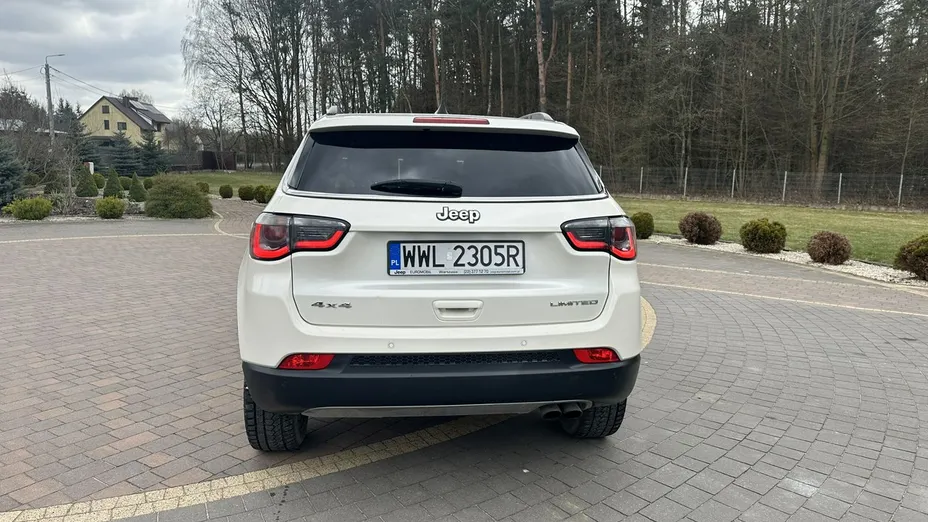 JEEP Compass -