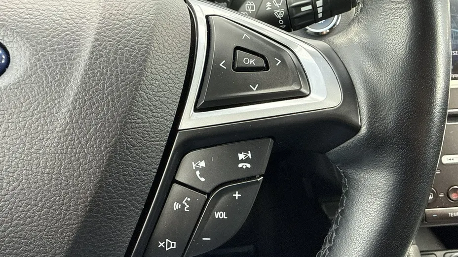 FORD Mondeo -