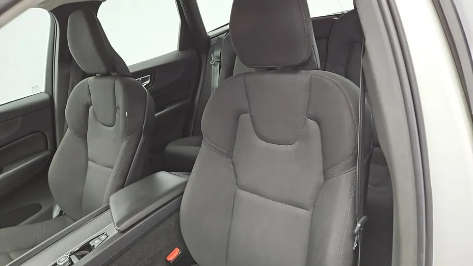 VOLVO XC60 -