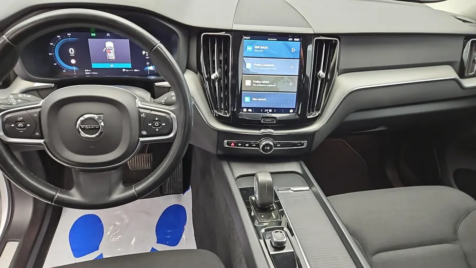 VOLVO XC60 -