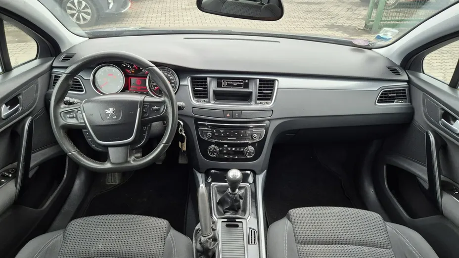 PEUGEOT 508 -