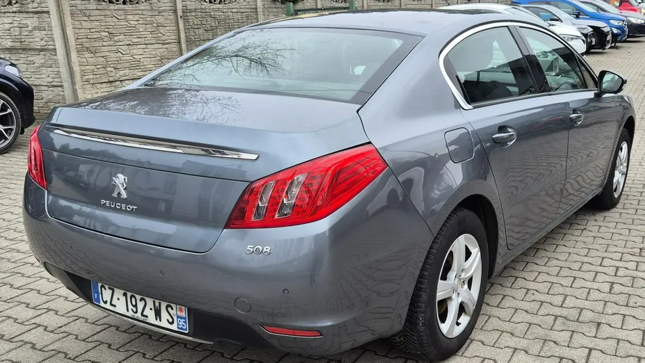 PEUGEOT 508 -