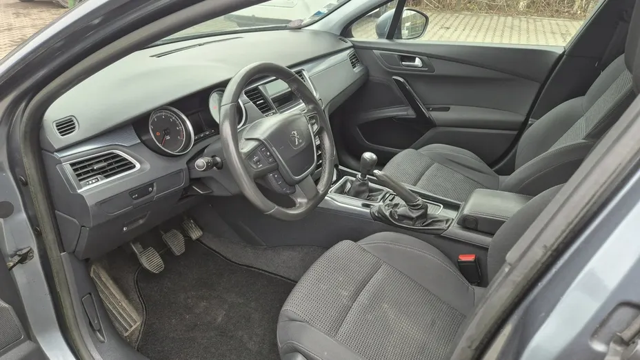 PEUGEOT 508 -