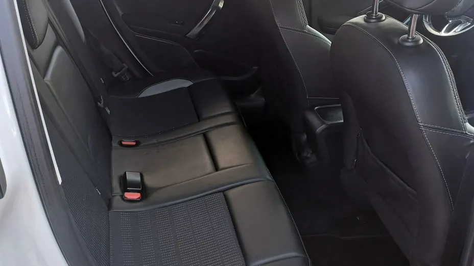 PEUGEOT 2008 -