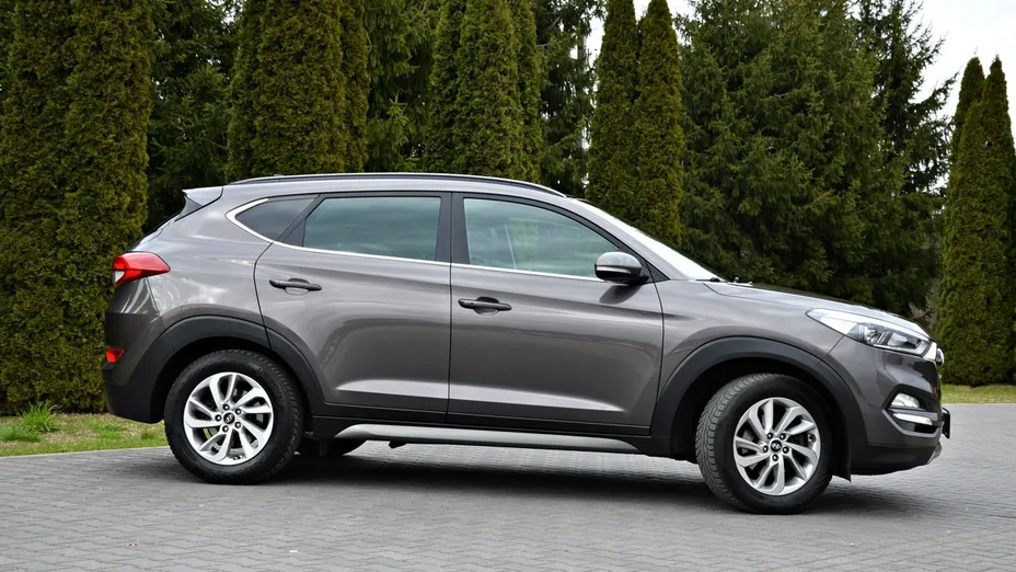 HYUNDAI Tucson -