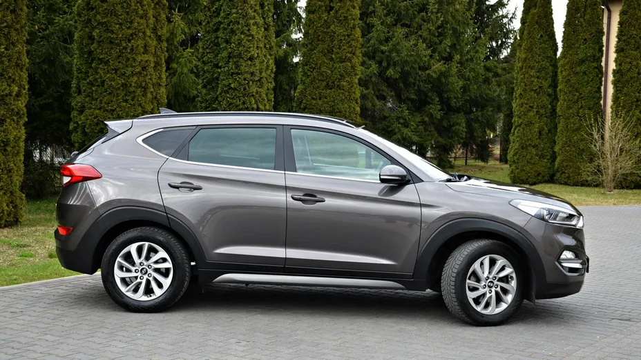 HYUNDAI Tucson -