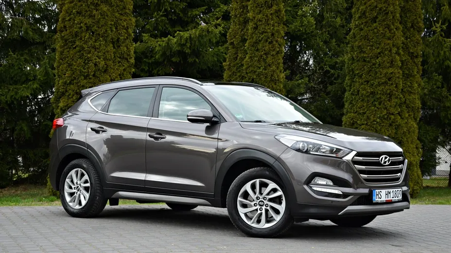 HYUNDAI Tucson -