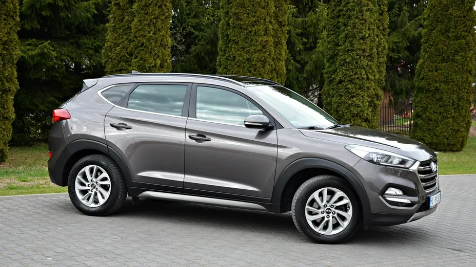 HYUNDAI Tucson -
