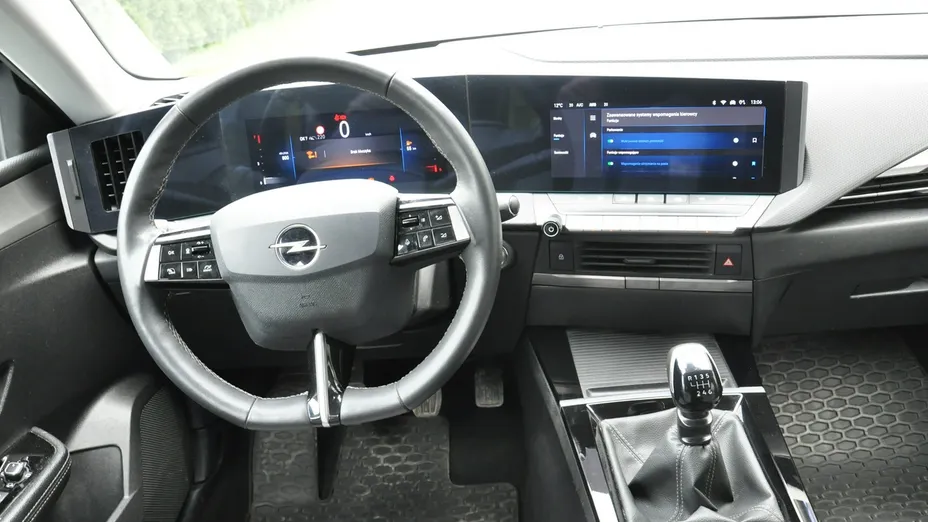 OPEL Astra -