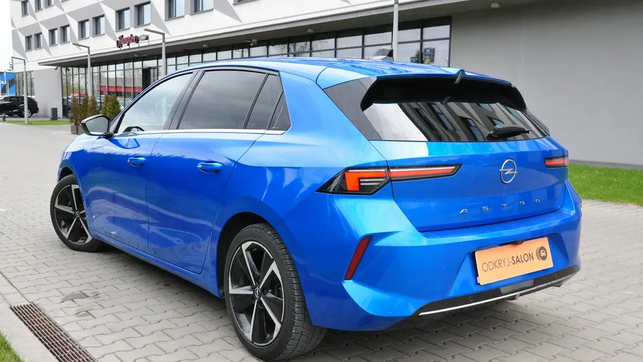 OPEL Astra -