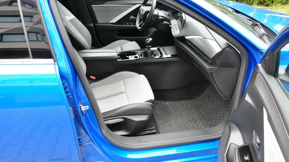 OPEL Astra -