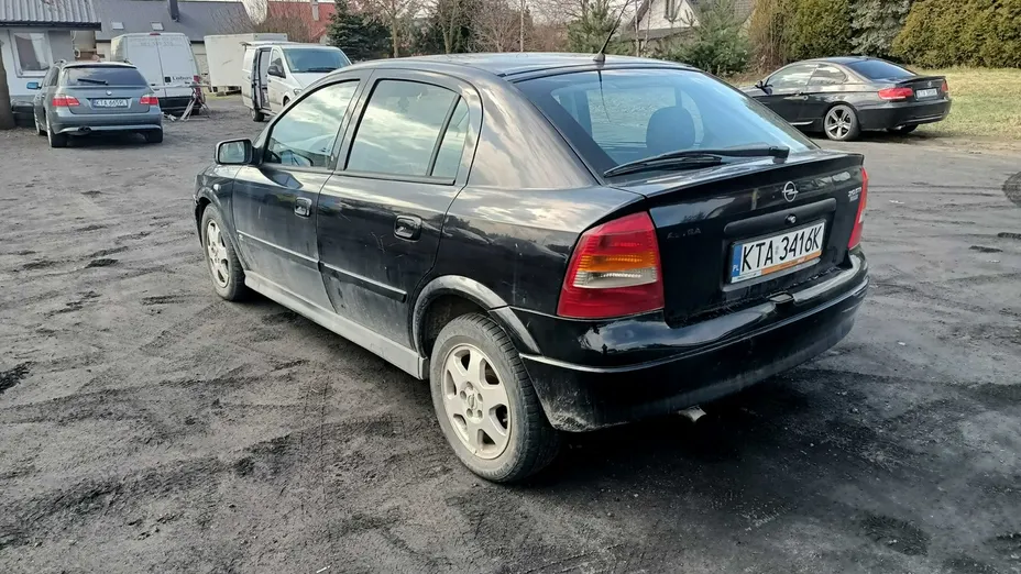 OPEL Astra -