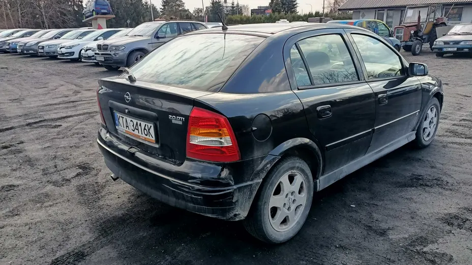 OPEL Astra -