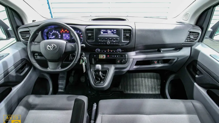 TOYOTA Proace Verso -